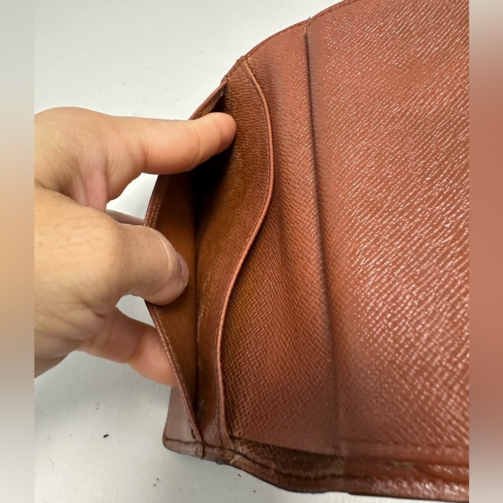 louis vuitton monogram Bifold Wallet - Picture 12 of 16